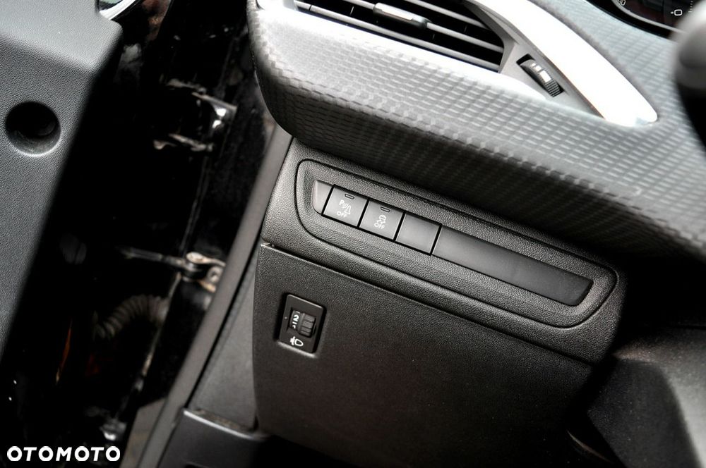 Peugeot 2008 PureTech 82 Style - 10