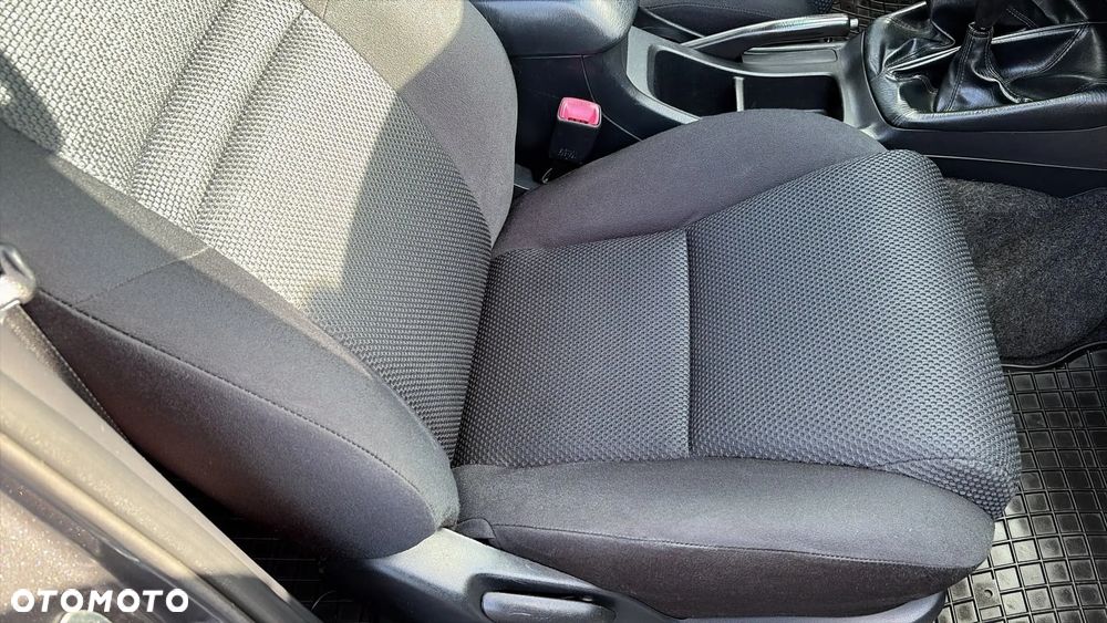 Toyota Hilux 4x4 Double Cab Life - 28