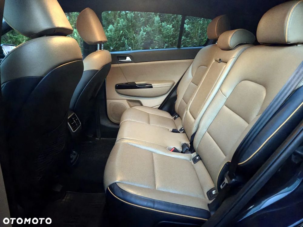 Kia Sportage 1.6 T-GDI Business Line 4WD - 8