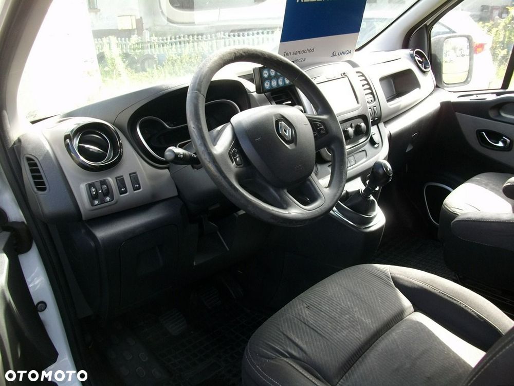 Renault Trafic - 8