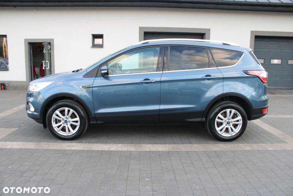 Ford Kuga - 4