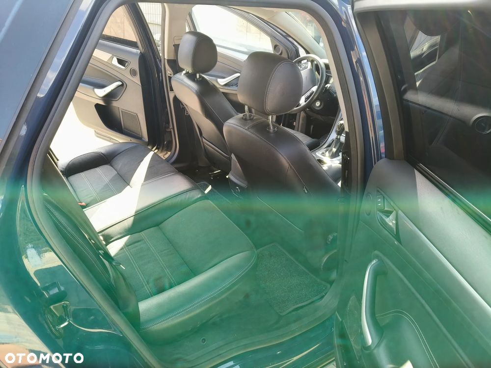 Ford Mondeo - 9