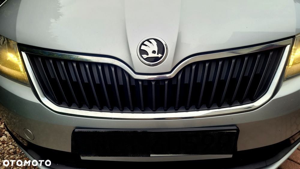 Skoda RAPID 1.0 TSI Style - 12