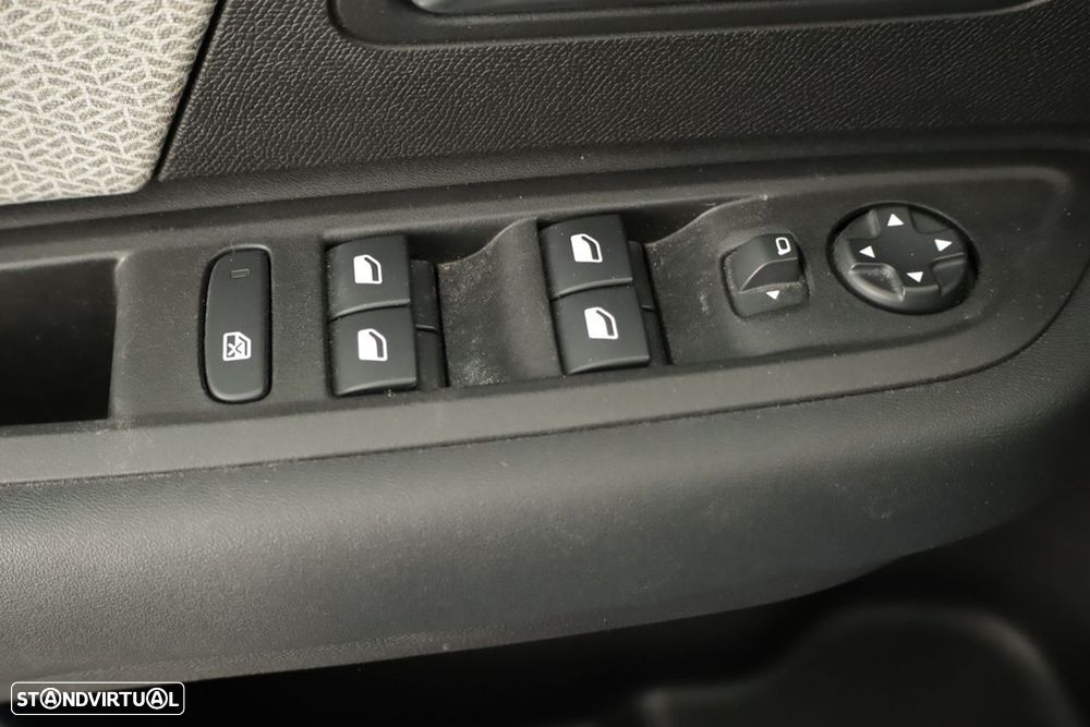 Citroën C4 1.2 PureTech YOU! - 19