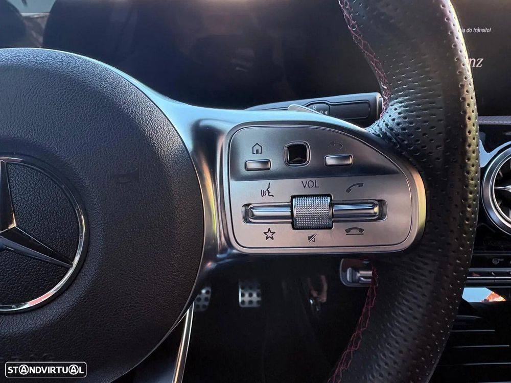 Mercedes-Benz CLA 200 d Shooting Brake AMG Line Aut. - 38