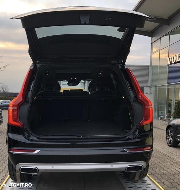Volvo XC 90 - 3