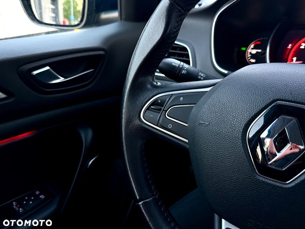Renault Megane 1.6 SCe Zen - 22