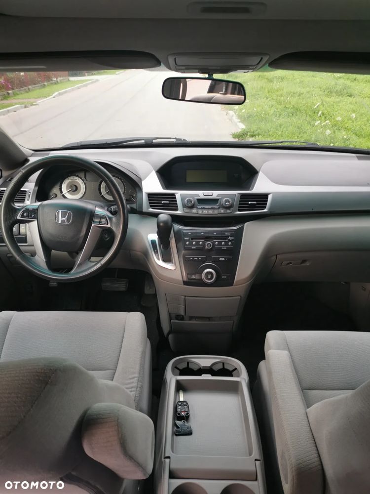 Honda Odyssey 3.5 LX - 15