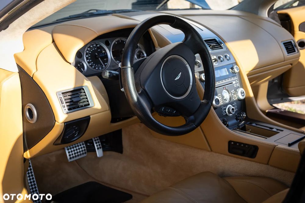 Aston Martin V8 Vantage 4,7 SportShift - 13