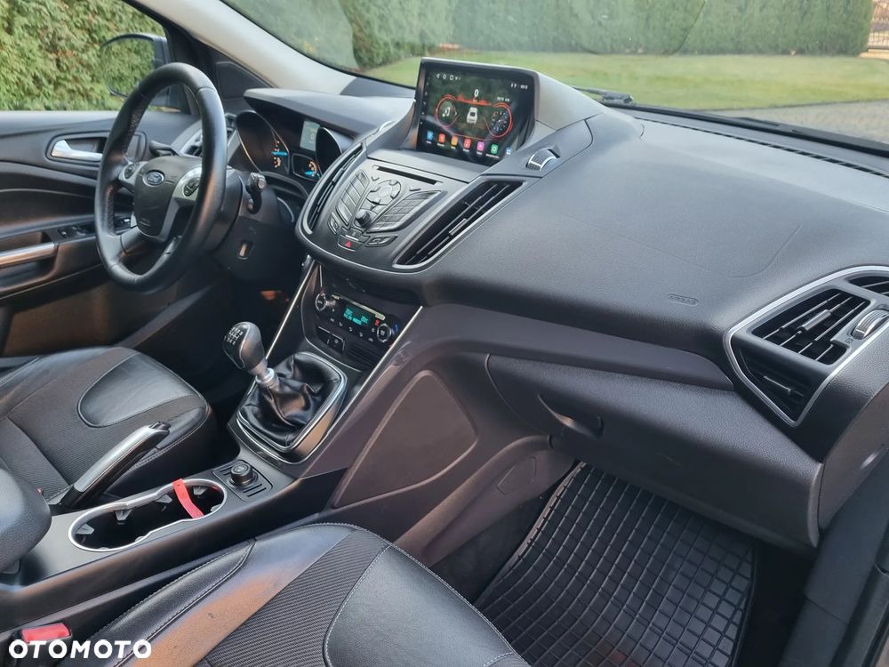 Ford Kuga 2.0 TDCi 4x4 Titanium - 23