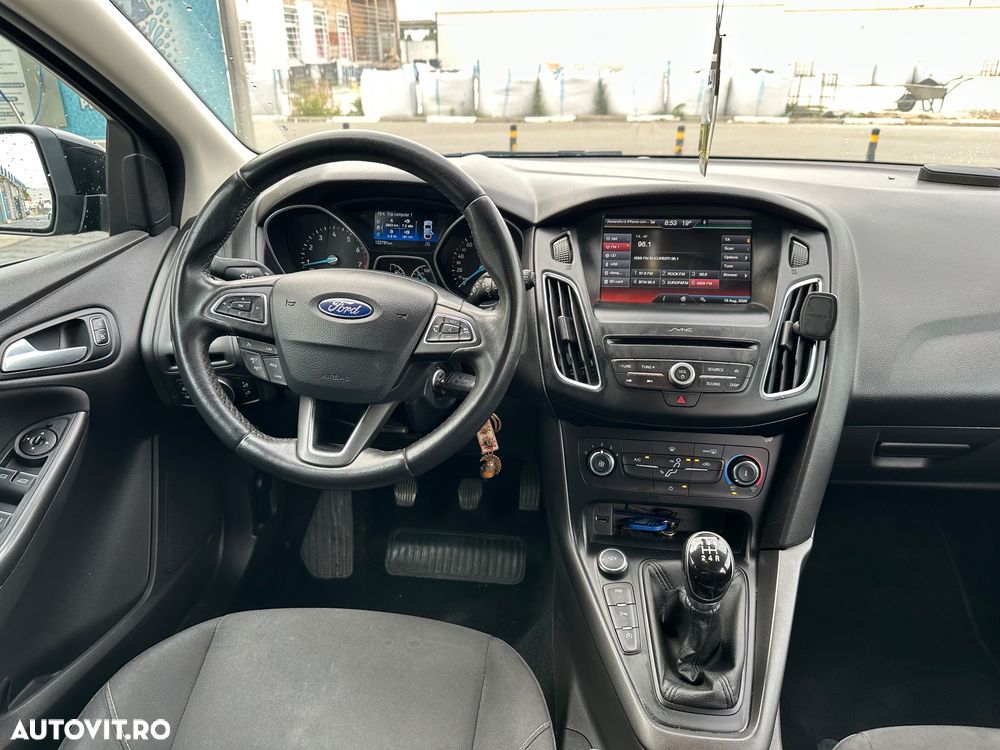 Ford Focus 1.0 EcoBoost Trend - 11