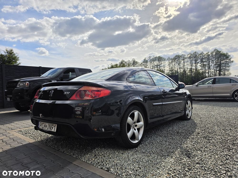 Peugeot 407 - 6