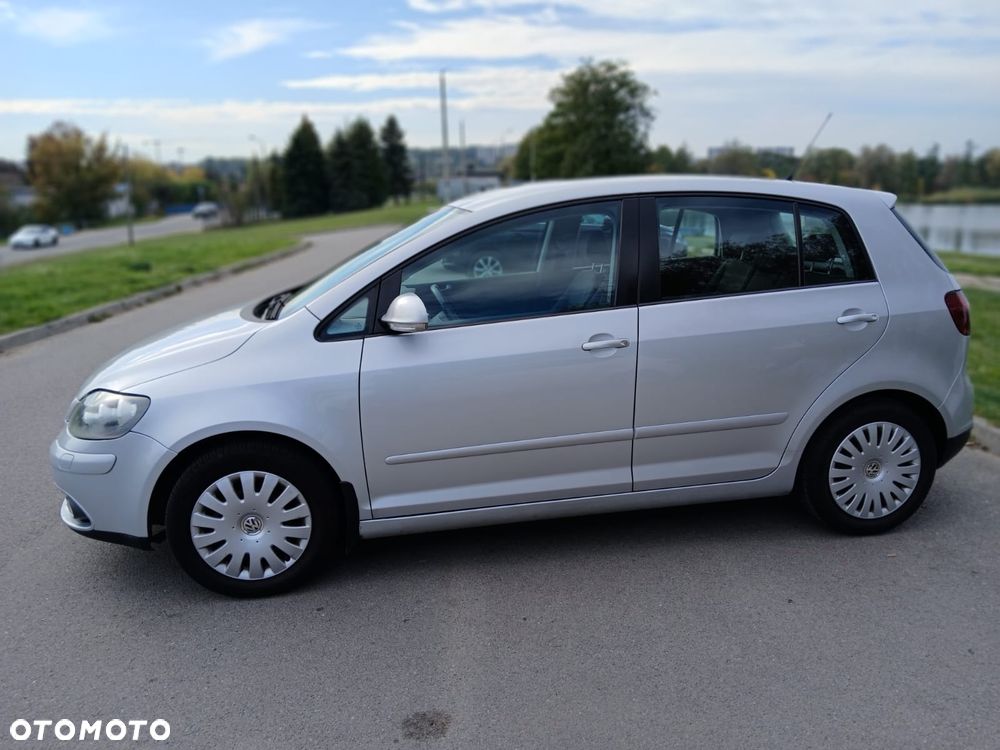 Volkswagen Golf - 6