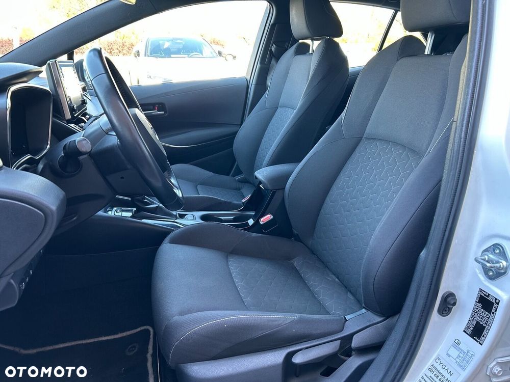 Toyota Corolla - 9