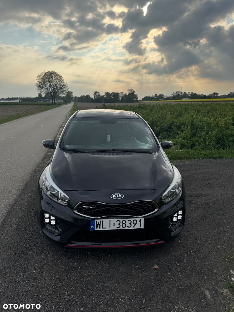 Kia Ceed 1.6 T-GDI GT - 3