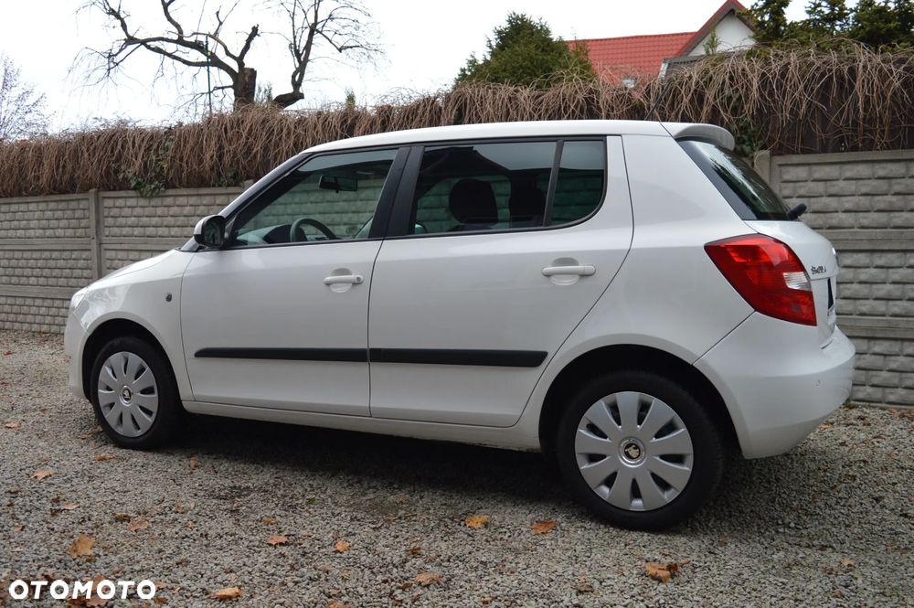 Skoda Fabia - 4