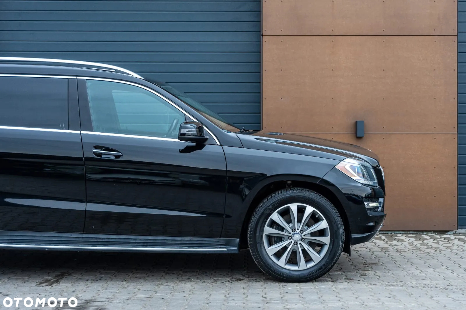 Mercedes-Benz GL - 4