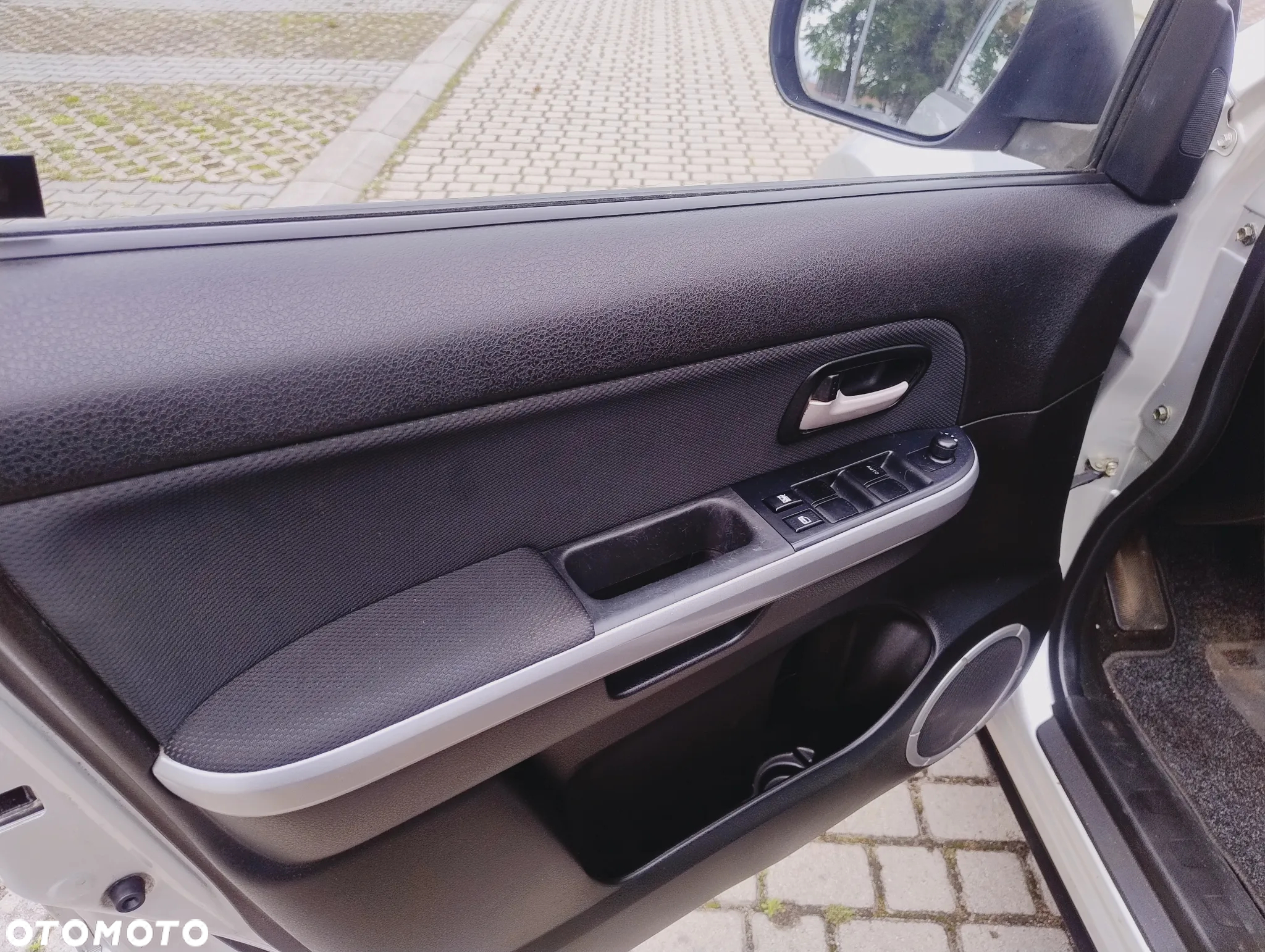 Suzuki Grand Vitara 2.0 Comfort - 12