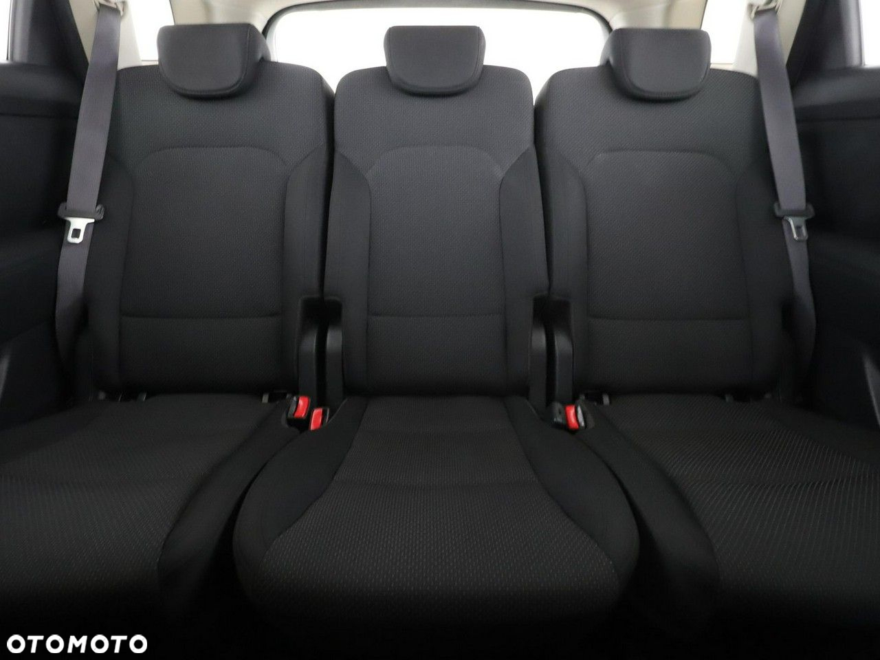 Kia Carens - 18