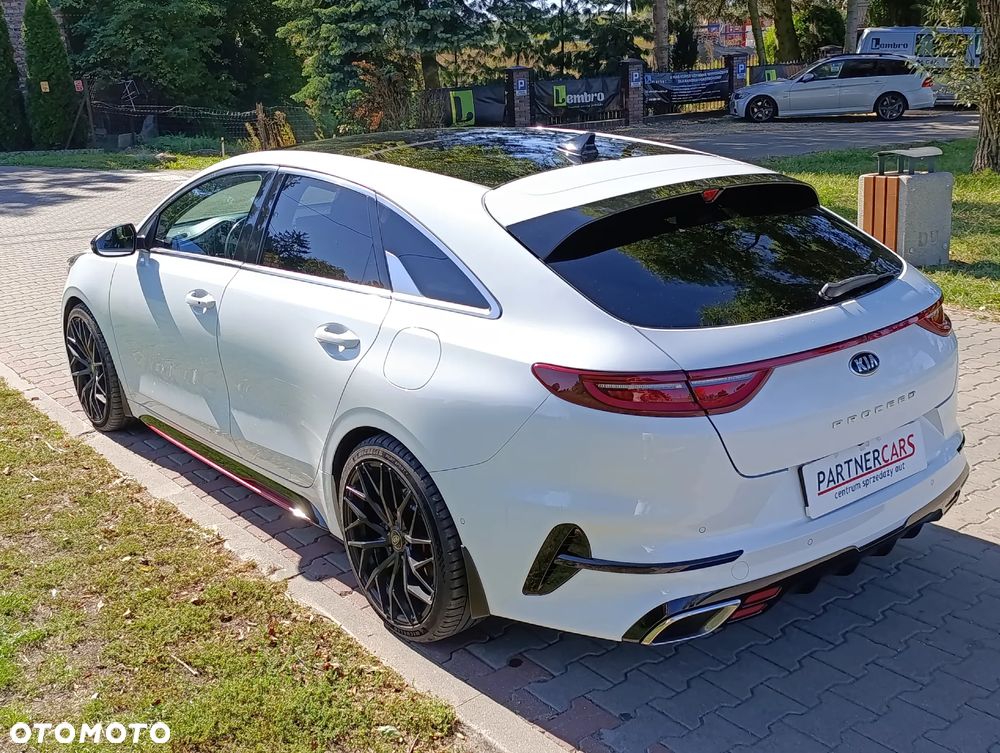 Kia ProCeed 1.6 T-GDI GT DCT - 5