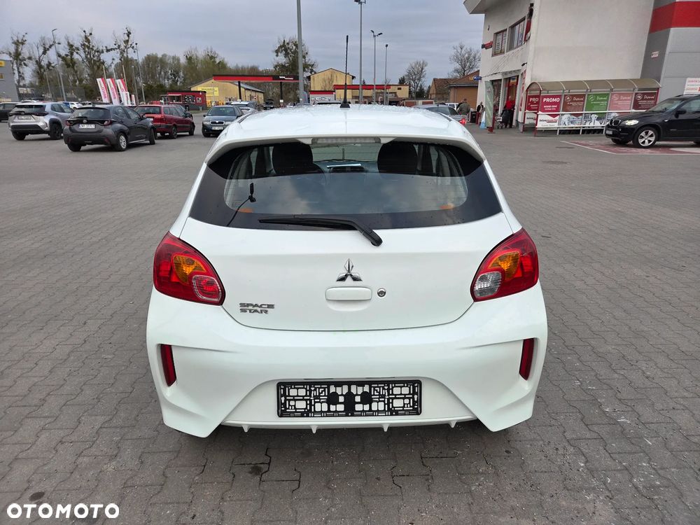 Mitsubishi Space Star 1.0 - 8