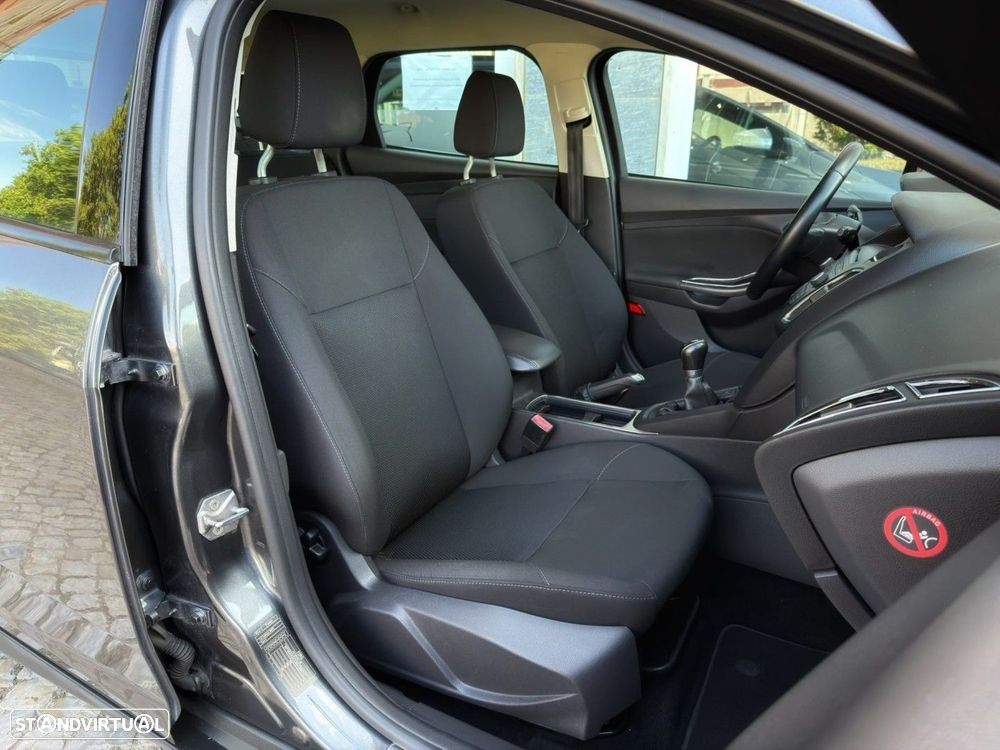 Ford Focus SW 1.0 EcoBoost Business - 15