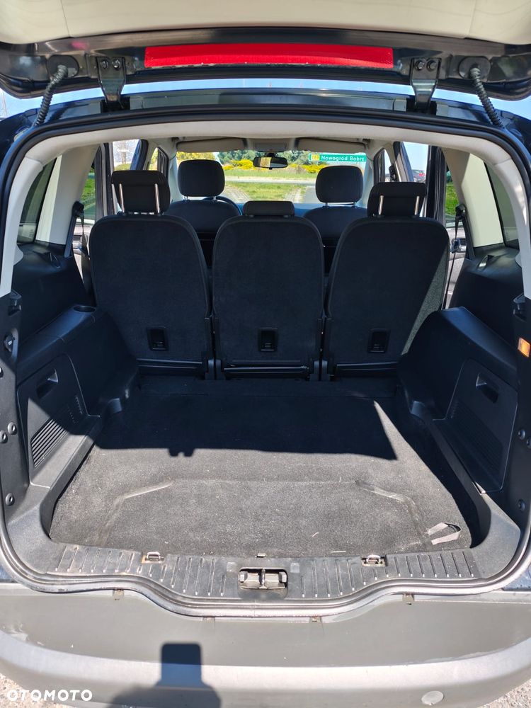 Ford S-Max - 15