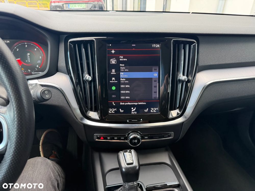 Volvo V60 D4 AWD Momentum - 9