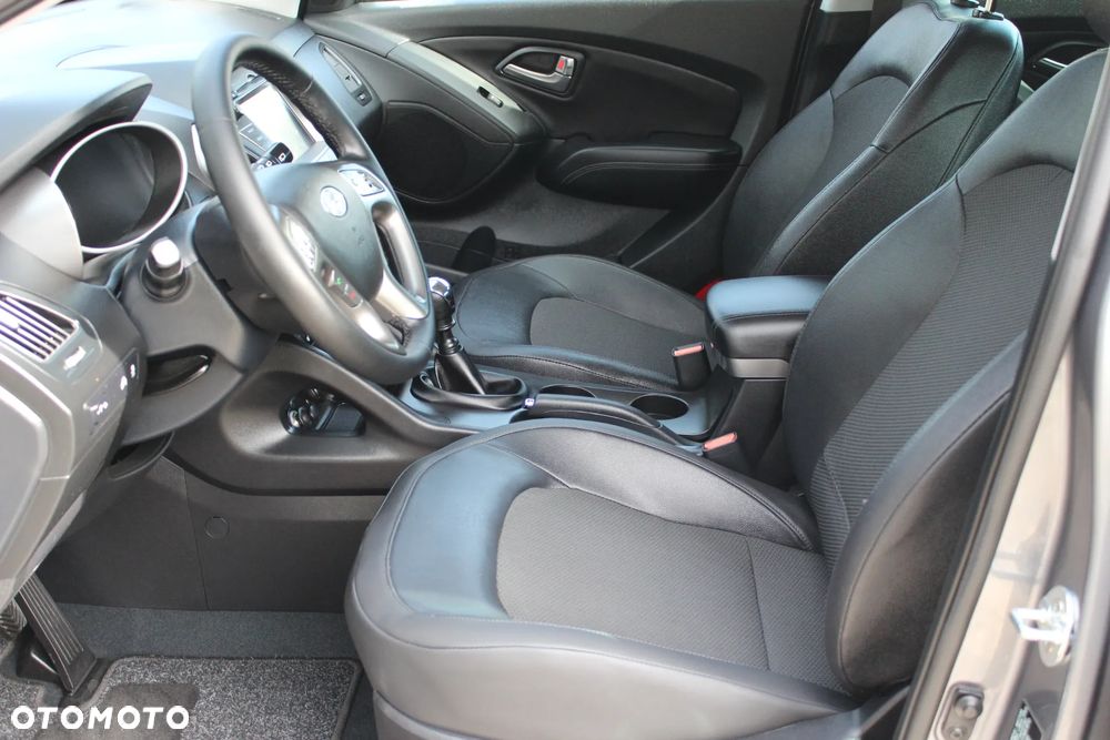 Hyundai ix35 blue 1.6 2WD Finale Gold - 27