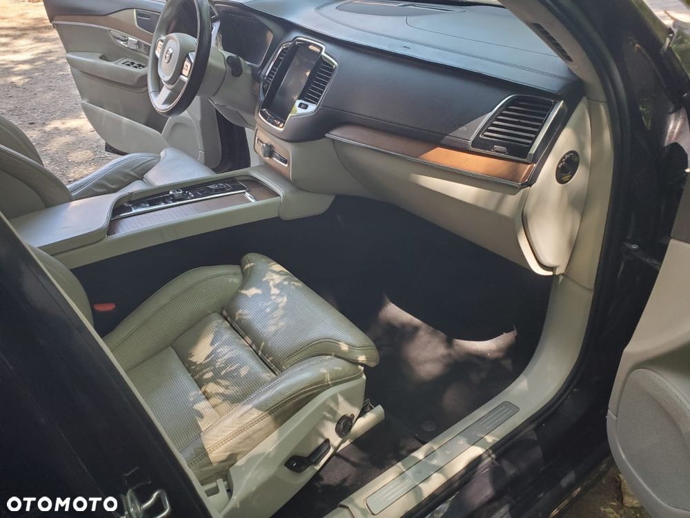 Volvo XC 90 T8 AWD Recharge Geartronic Inscription Edition - 15