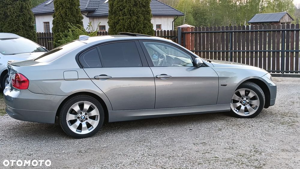 BMW Seria 3 - 12