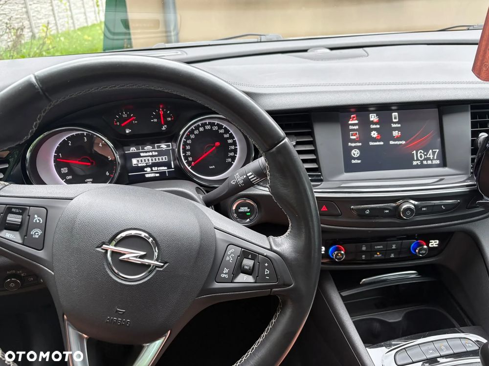 Opel Insignia - 8