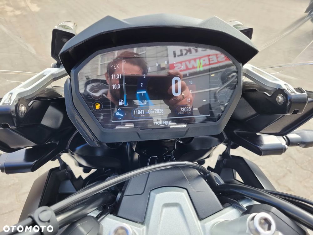 Triumph Tiger - 33
