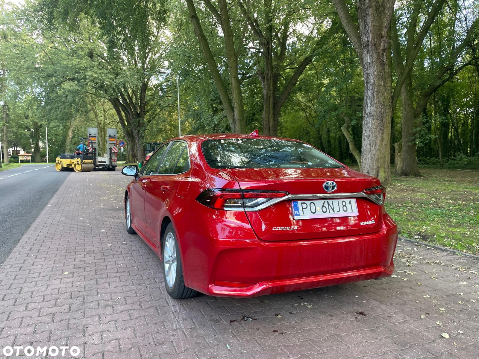 Toyota Corolla 1.8 Hybrid Active - 6