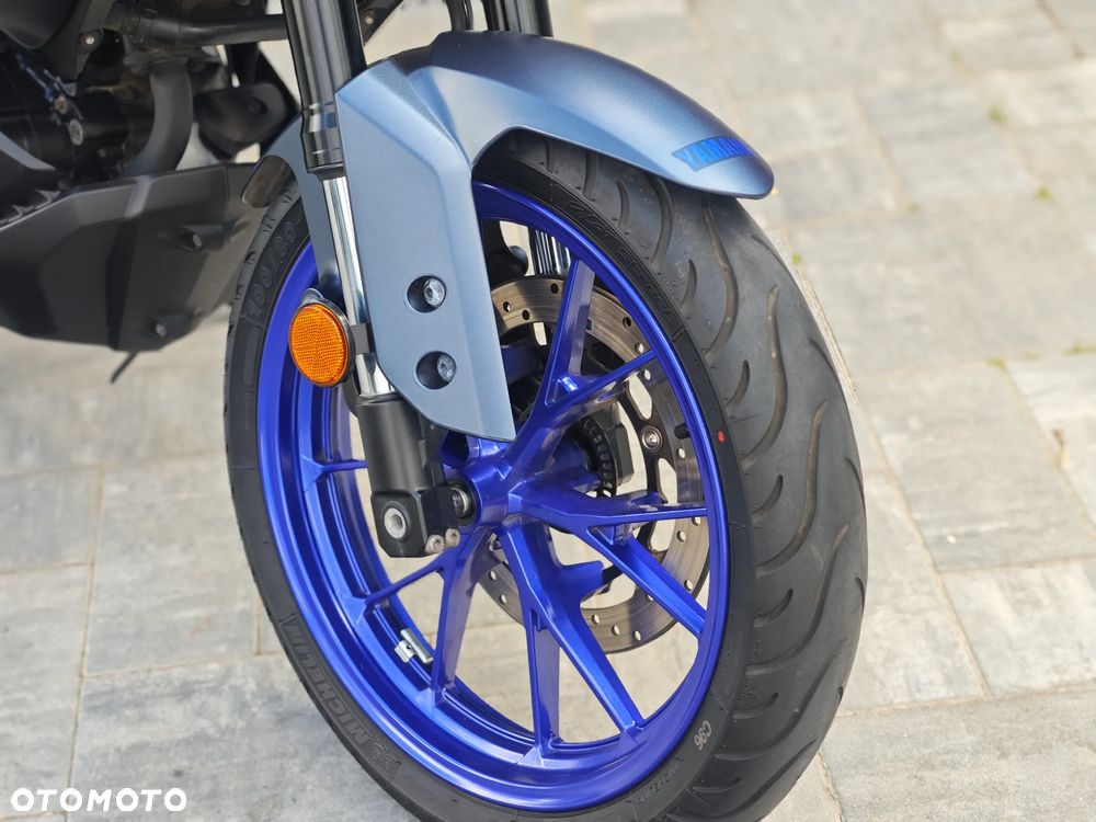 Yamaha MT - 24