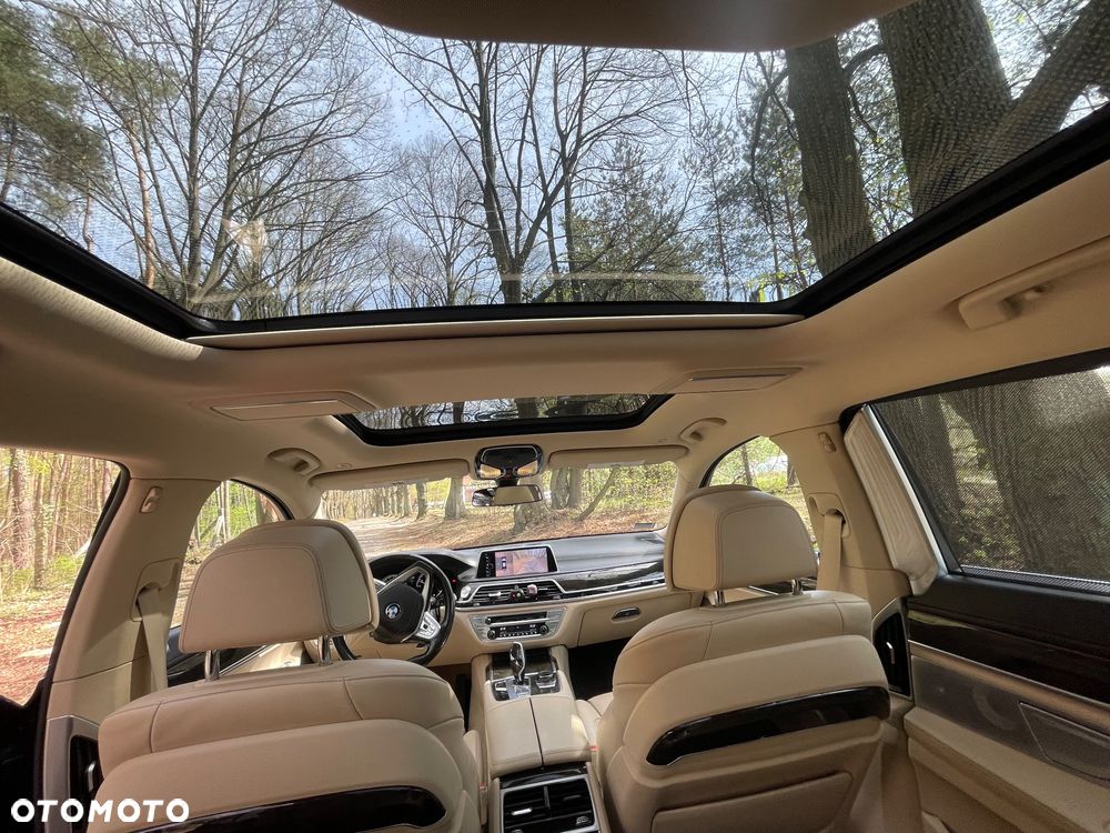 BMW Seria 7 740Li - 8