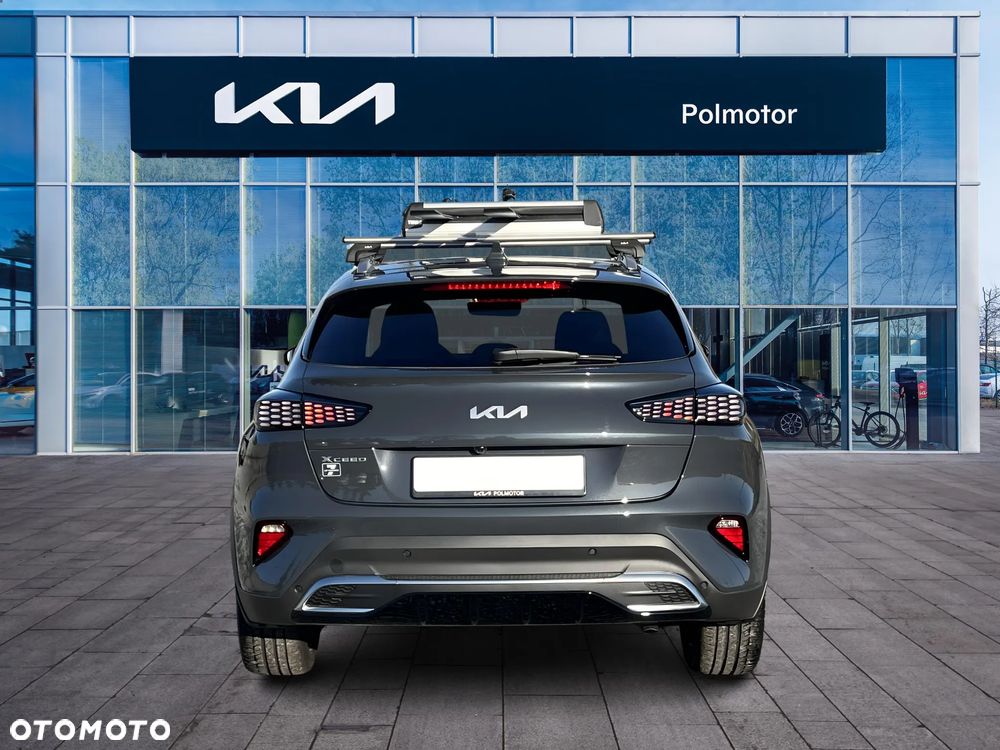 Kia XCeed 1.6 T-GDI Tribute DCT - 4