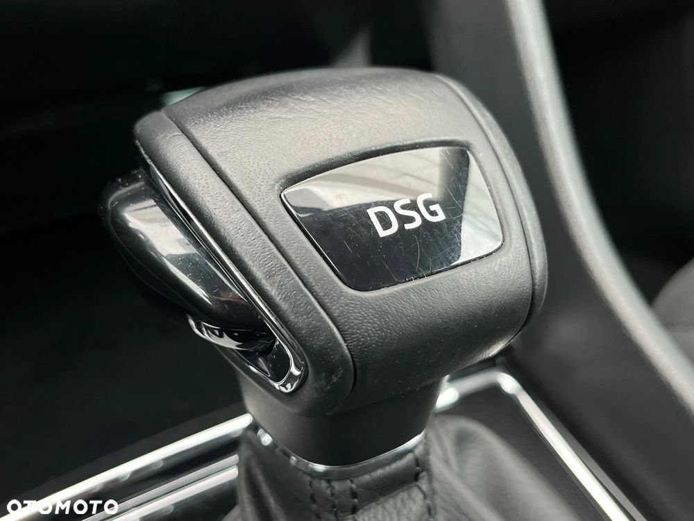 Skoda Karoq 1.5 TSI ACT 4x2 Ambition DSG - 26