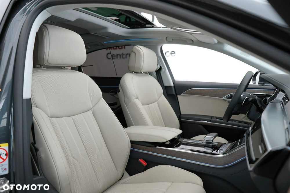 Audi A8 - 30
