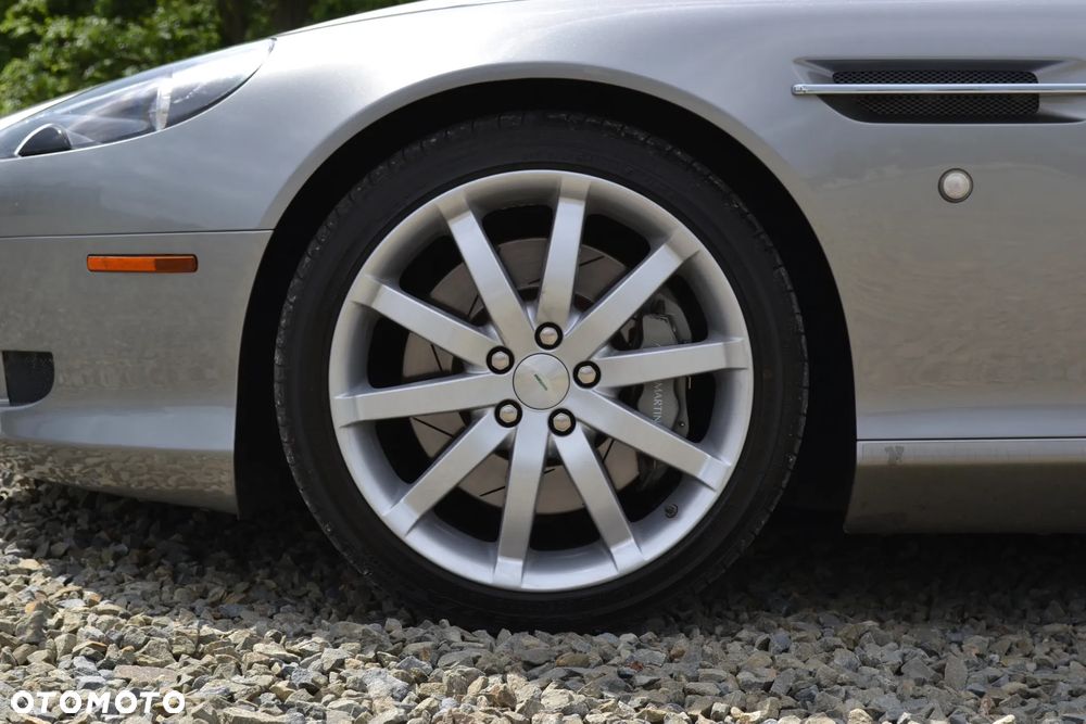 Aston Martin DB9 Touchtronic - 23