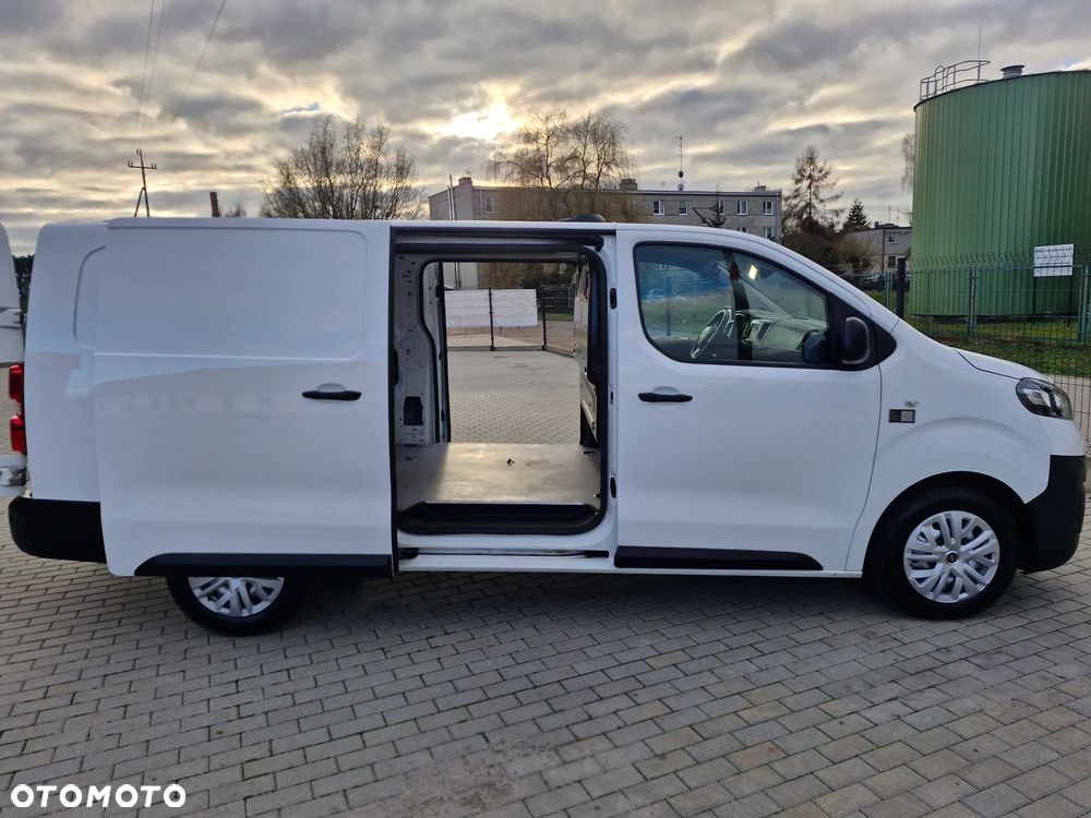 Opel Vivaro - 8