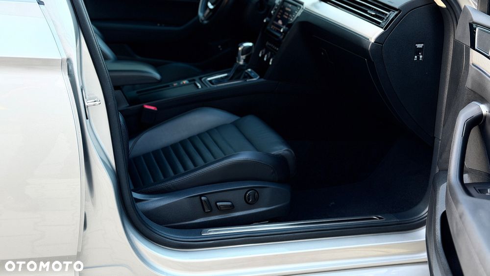 Volkswagen Passat - 40