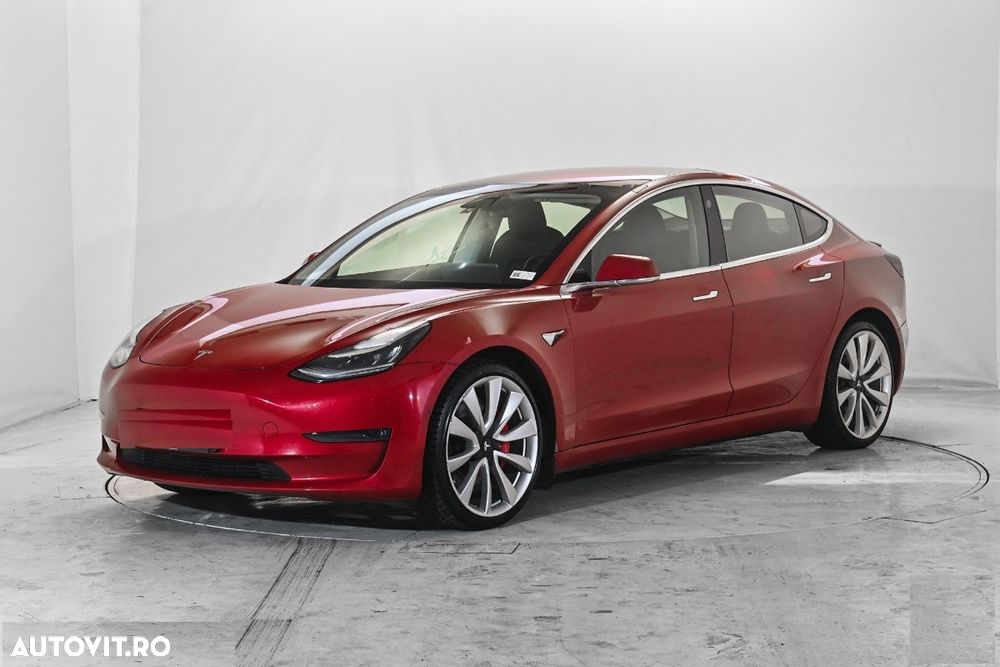 Tesla Model 3 Langstreckenbatterie Allradantrieb Dual Motor Performance - 1