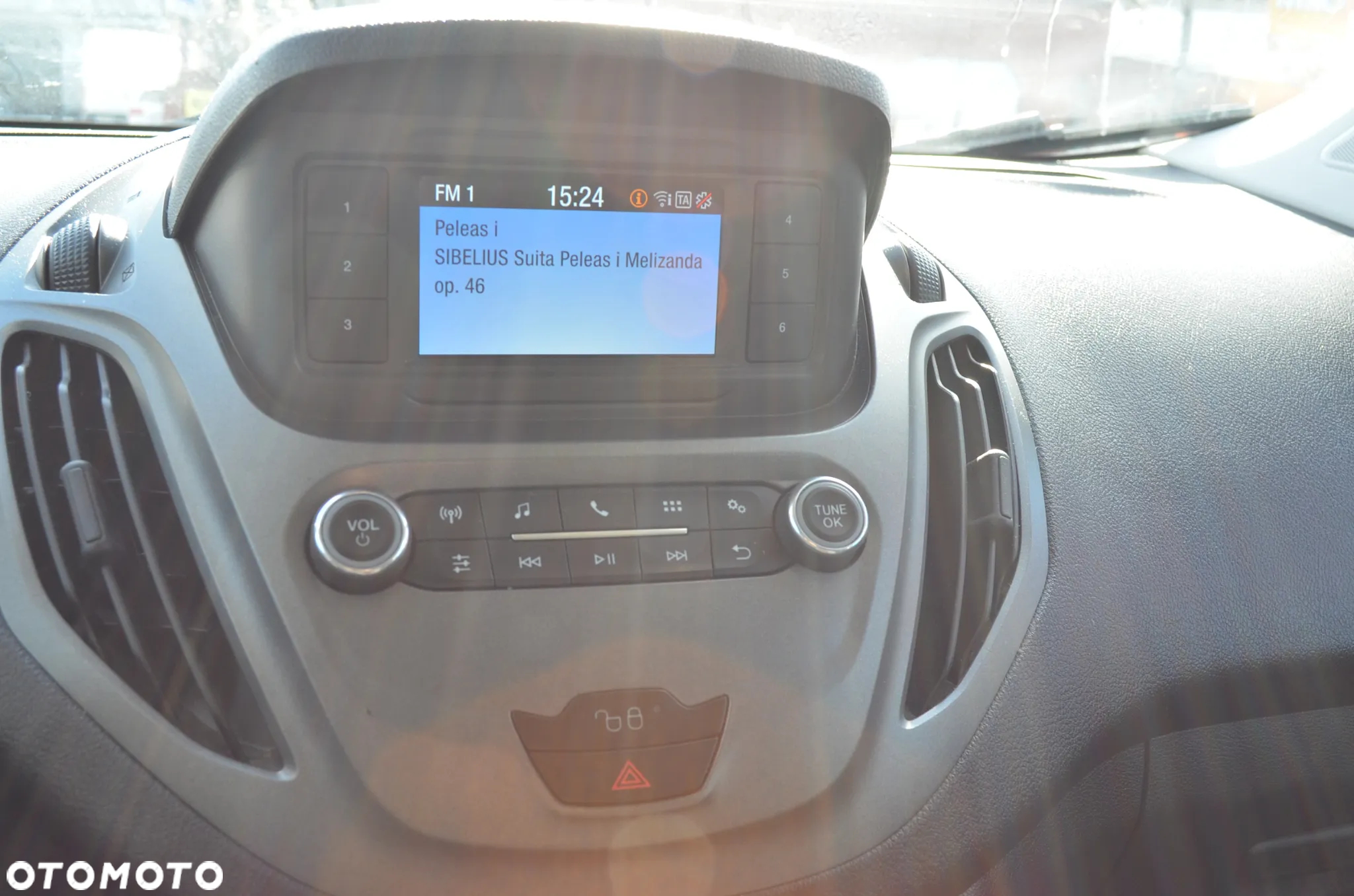 Ford TRANSIT COURIER - 10