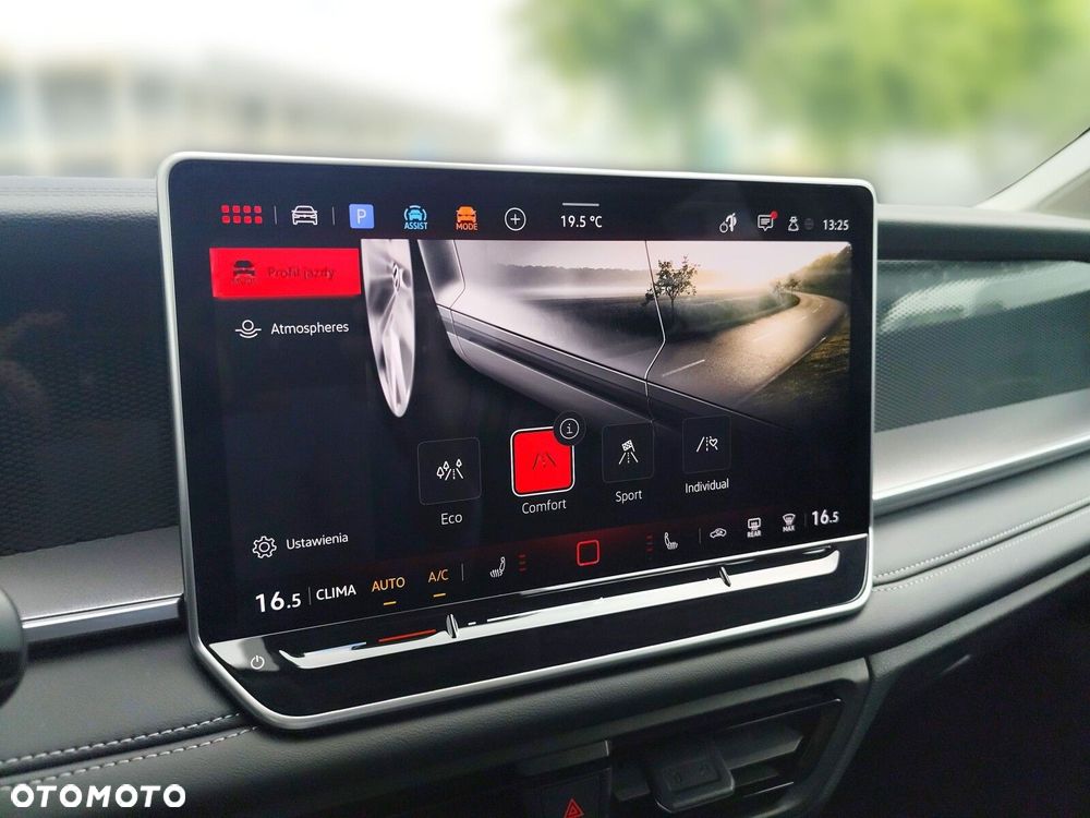 Volkswagen Tayron 1.5 eTSI mHEV Life DSG - 27