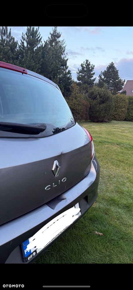 Renault Clio 1.2 16V Alize - 5