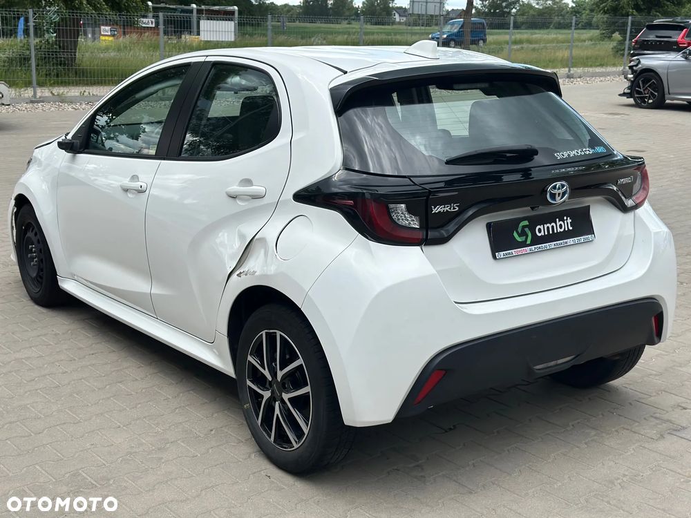 Toyota Yaris - 8