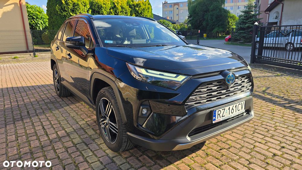 Toyota RAV4 - 1
