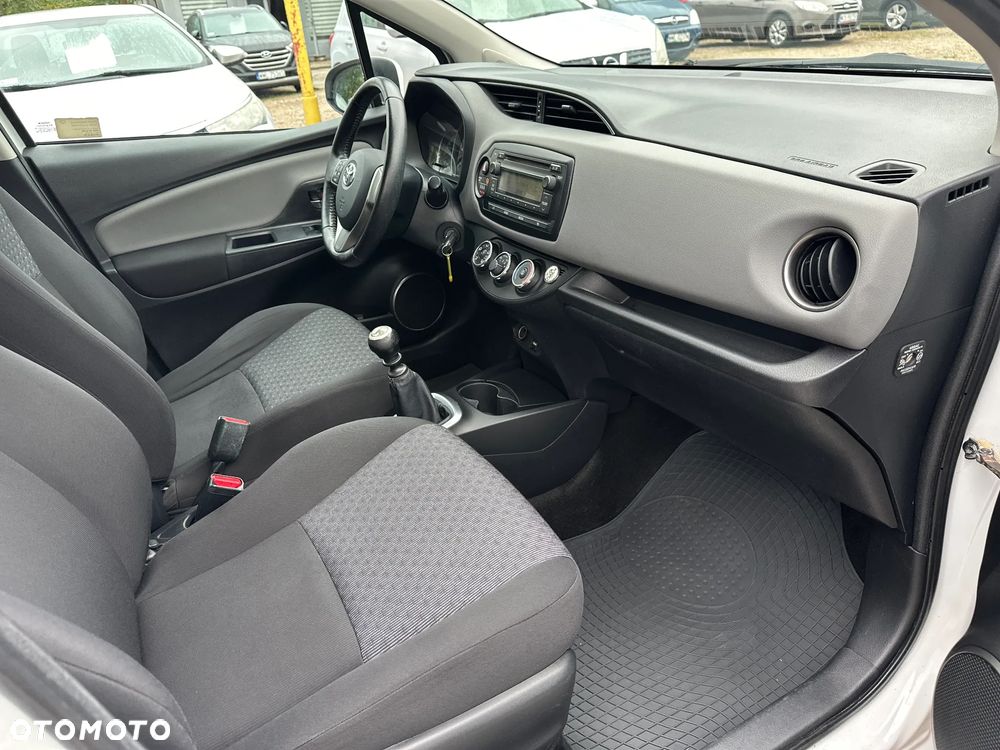 Toyota Yaris - 19