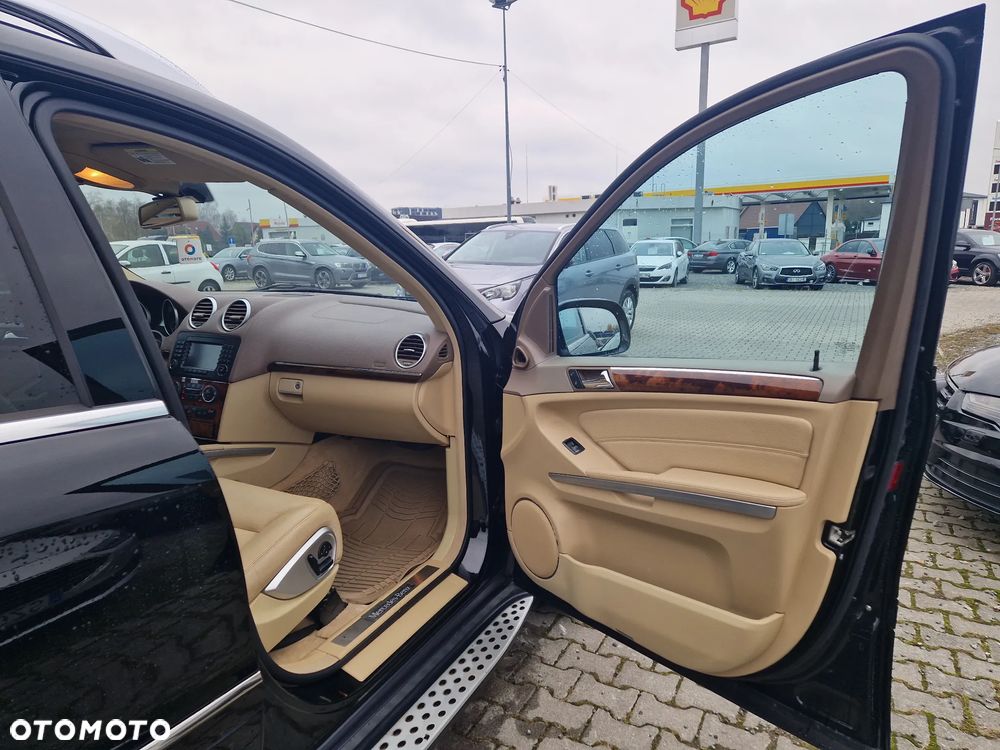 Mercedes-Benz GL - 38